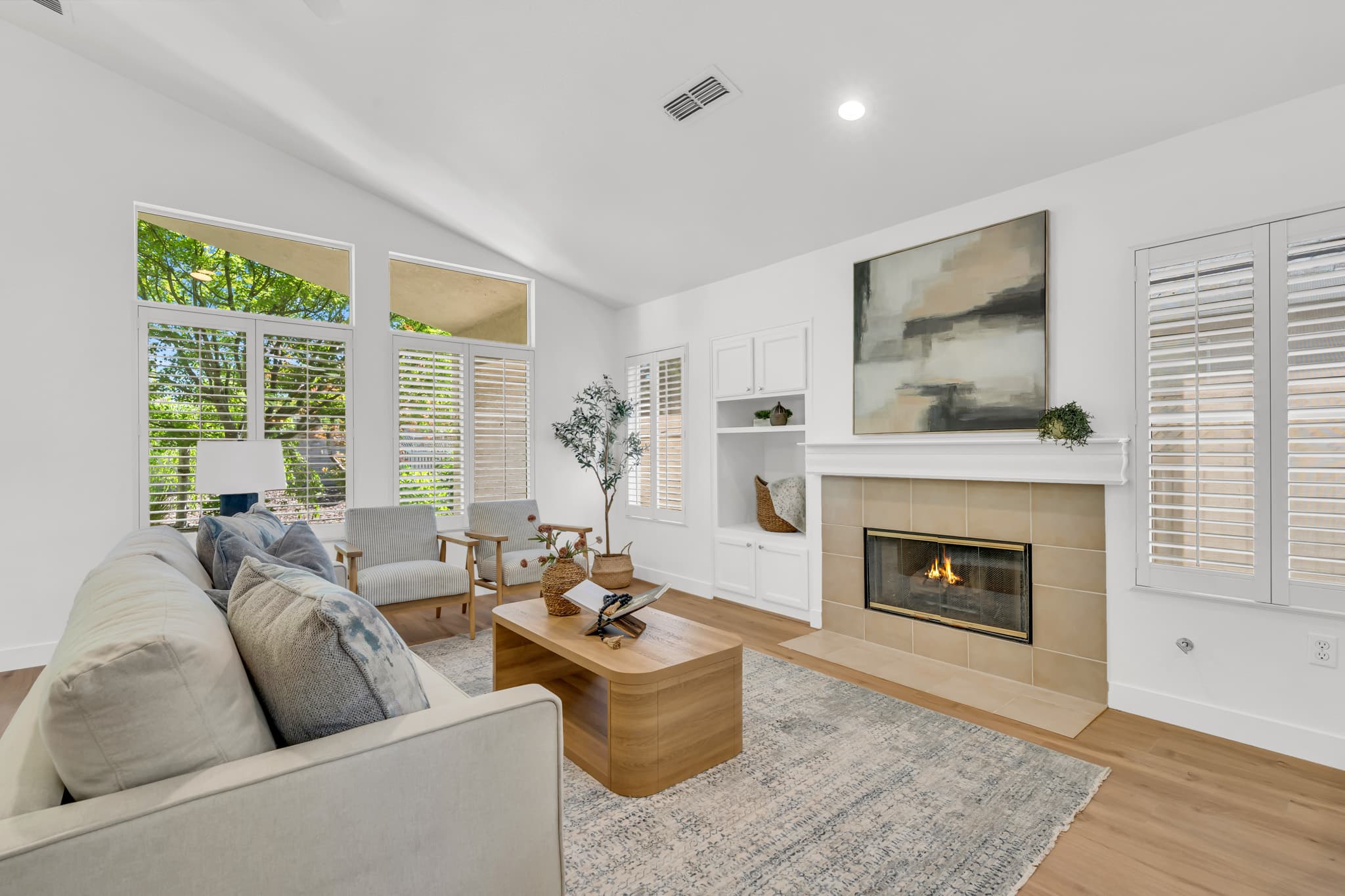 Bright modern Sacramento home interior