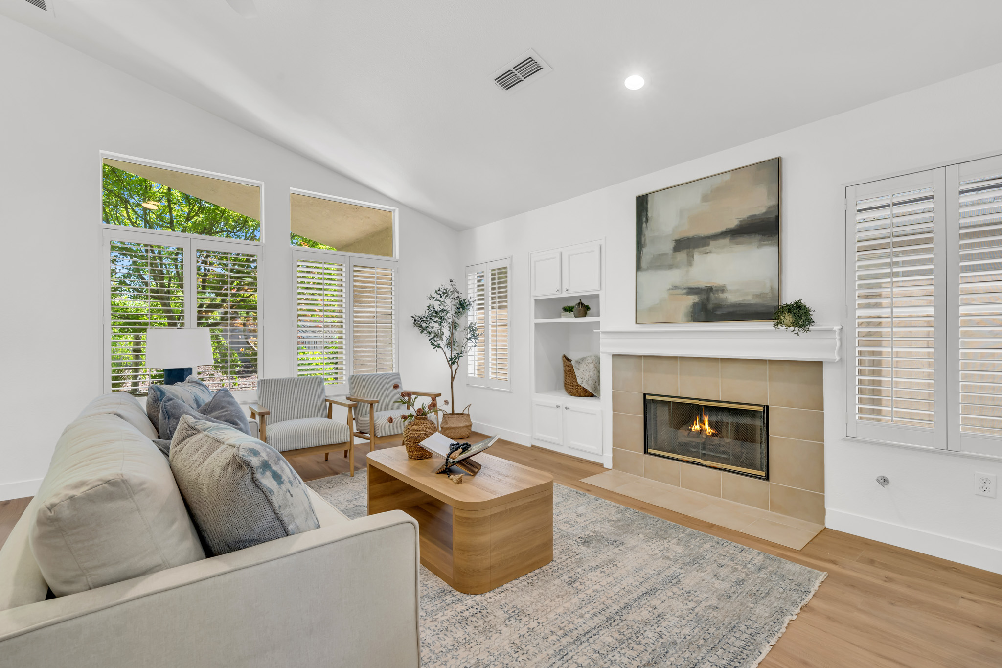 Bright modern Sacramento home interior